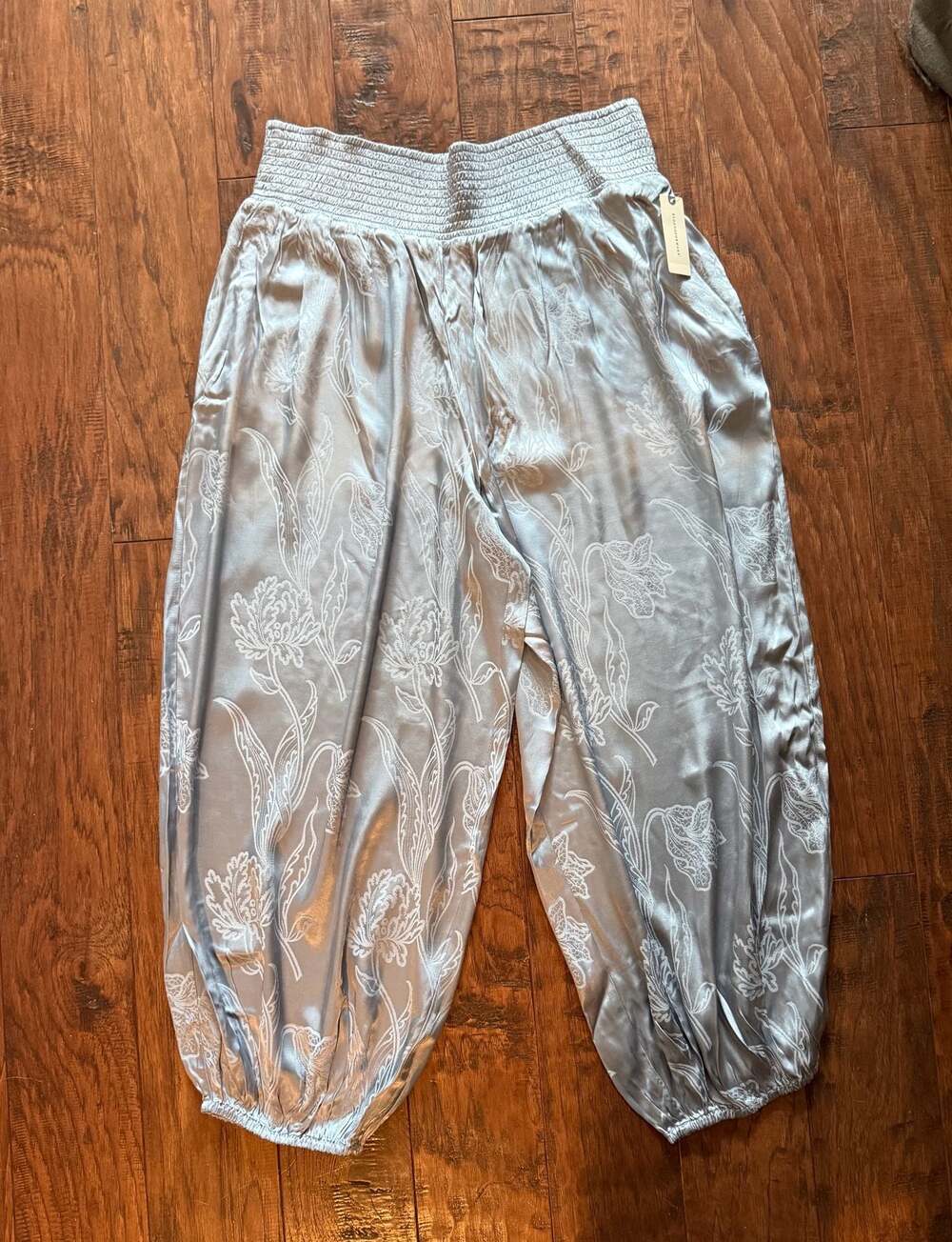 NWT Anthropologie Misty Blue Jacquard Balloon Pants, Side Pockets, Size Large - Picture 3 of 9